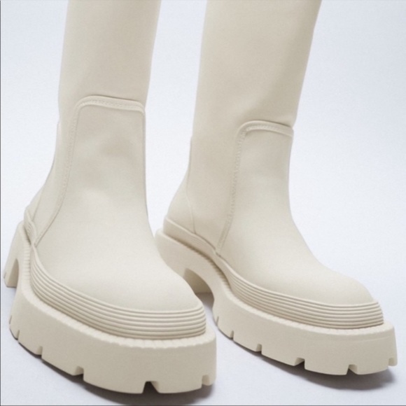 Zara Cream Off White Chunky Heel Rubberized Boot Ecru Oyster White Size 40 or 9 - Picture 6 of 11